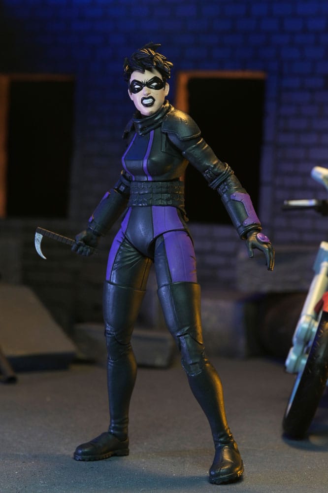 NECA Teenage Mutant Ninja Turtles (The Last Ronin The Lost Years) Actionfigur Casey Marie with Last Ronin Motorcycle 18