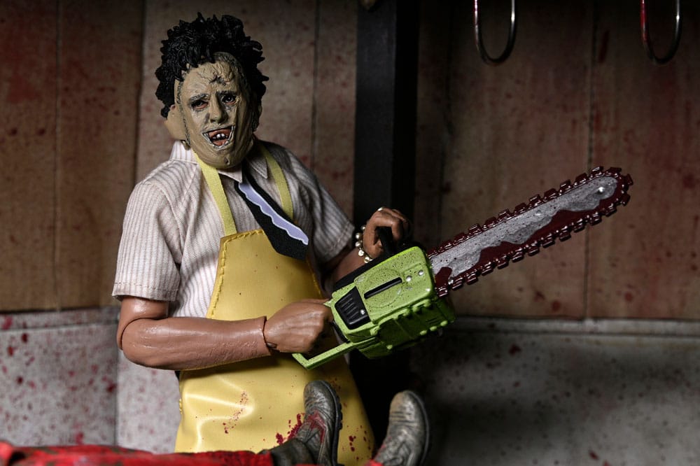 NECA Texas Chainsaw Massacre Leatherface Clothed Actionfigur