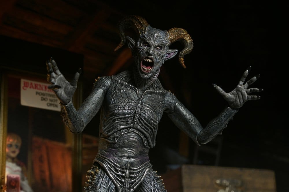 NECA The Conjuring Universe Ultimate Malthus the Demon Actionfigur