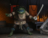 NECA Universal Monsters x Teenage Mutant Ninja Turtles Ultimate Leonardo as The Hunchback Actionfigur