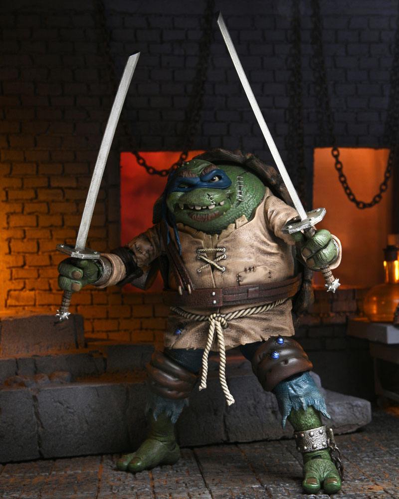 NECA Universal Monsters x Teenage Mutant Ninja Turtles Actionfigur Ultimate Leonardo as The Hunchback 18 cm