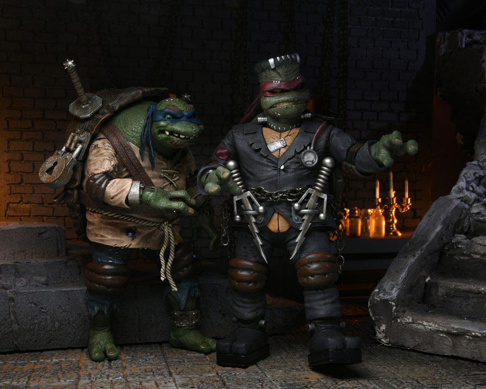 NECA Universal Monsters x Teenage Mutant Ninja Turtles Actionfigur Ultimate Leonardo as The Hunchback 18 cm