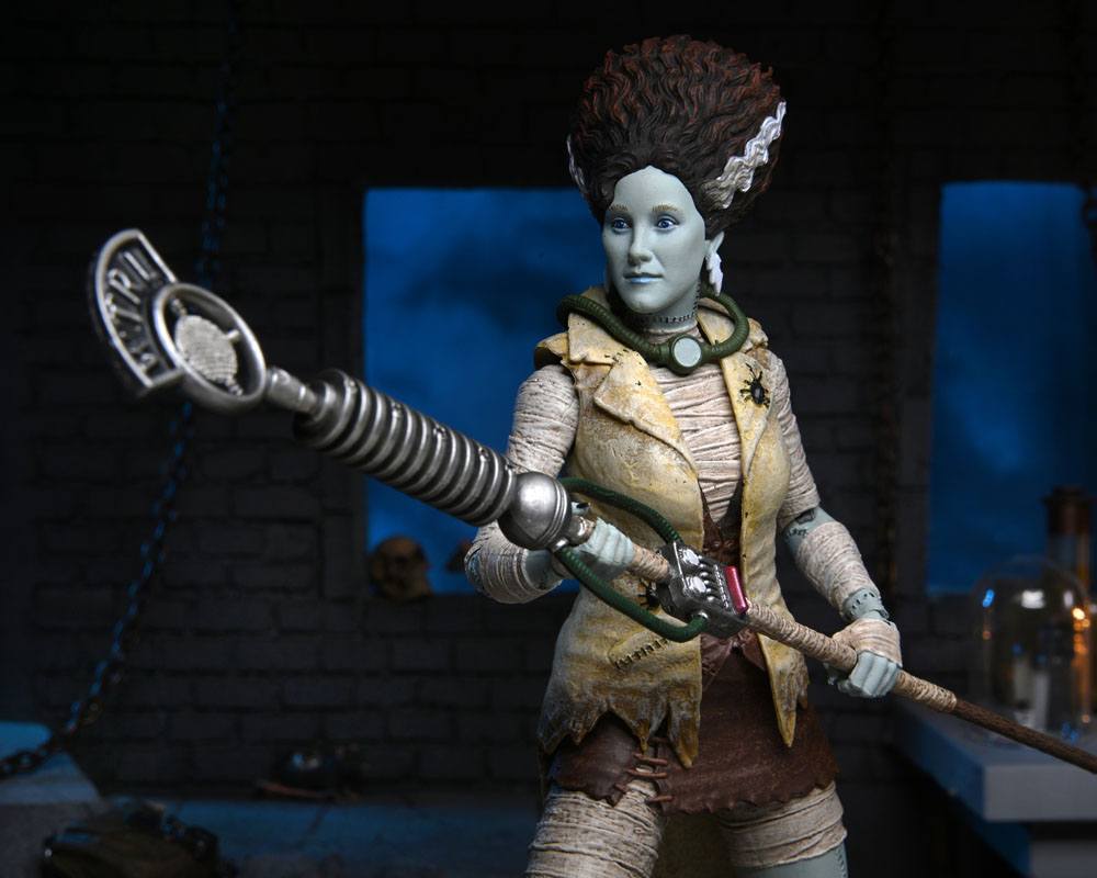 NECA Universal Monsters x Teenage Mutant Ninja Turtles April as The Bride Actionfigur
