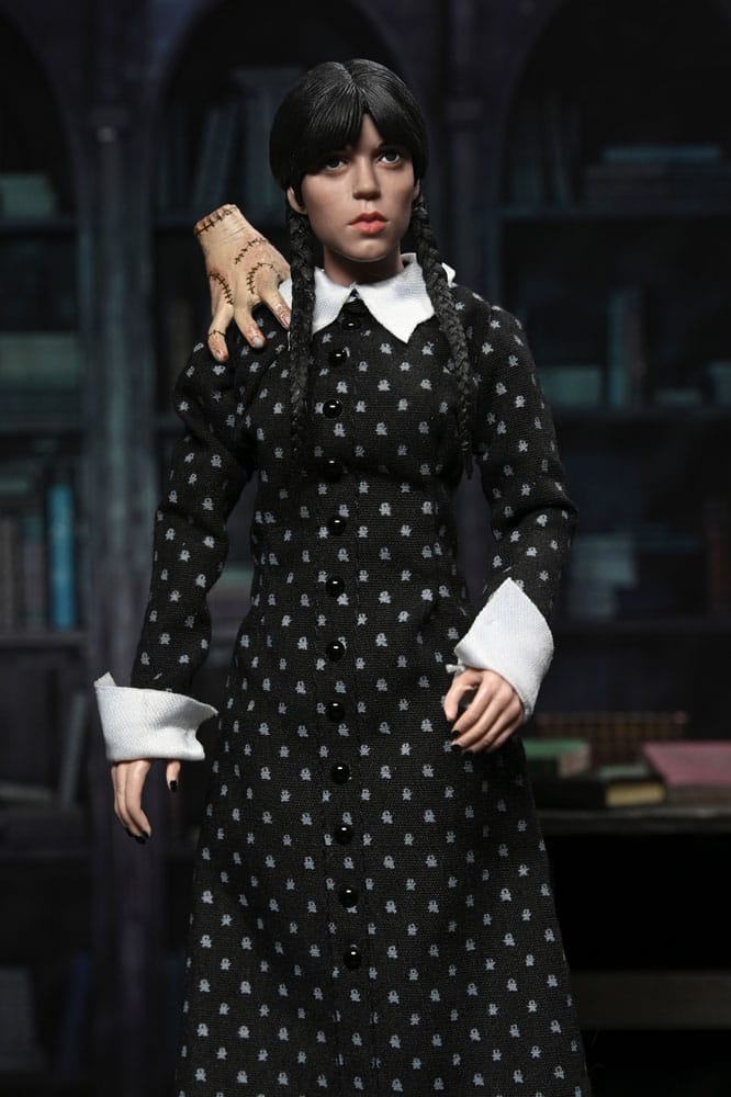 NECA Wednesday (Classic Dress) Actionfigur