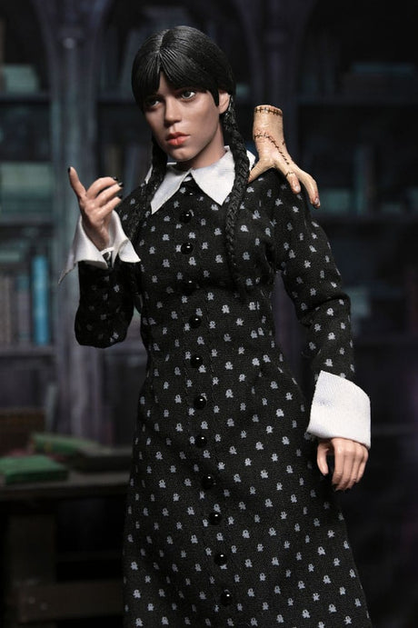 NECA Wednesday (Classic Dress) Actionfigur