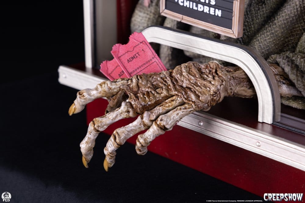 Premium Collectibles Studio Creepshow Diorama Life-Sized 1/1 Statue