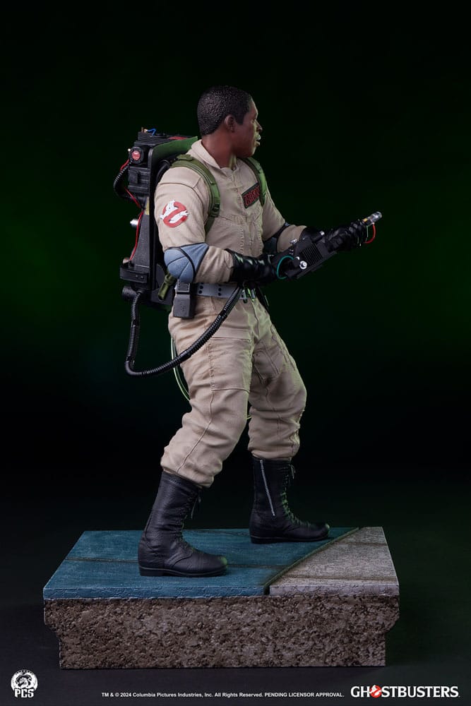 Premium Collectibles Studio Ghostbusters Premier Series Winston 1/4 Statue
