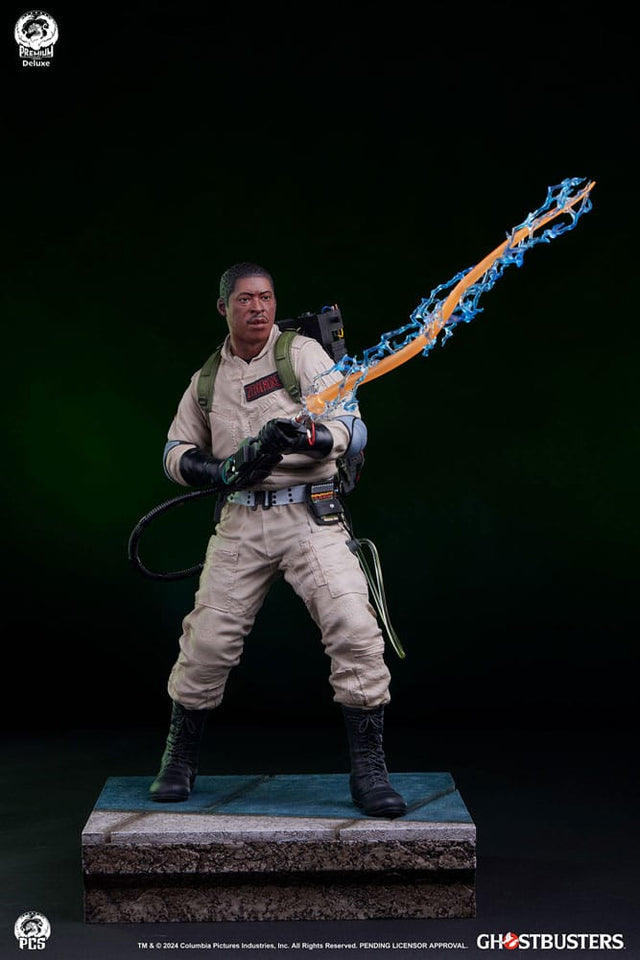 Premium Collectibles Studio Ghostbusters Premier Series Winston Deluxe Version 1/4 Statue