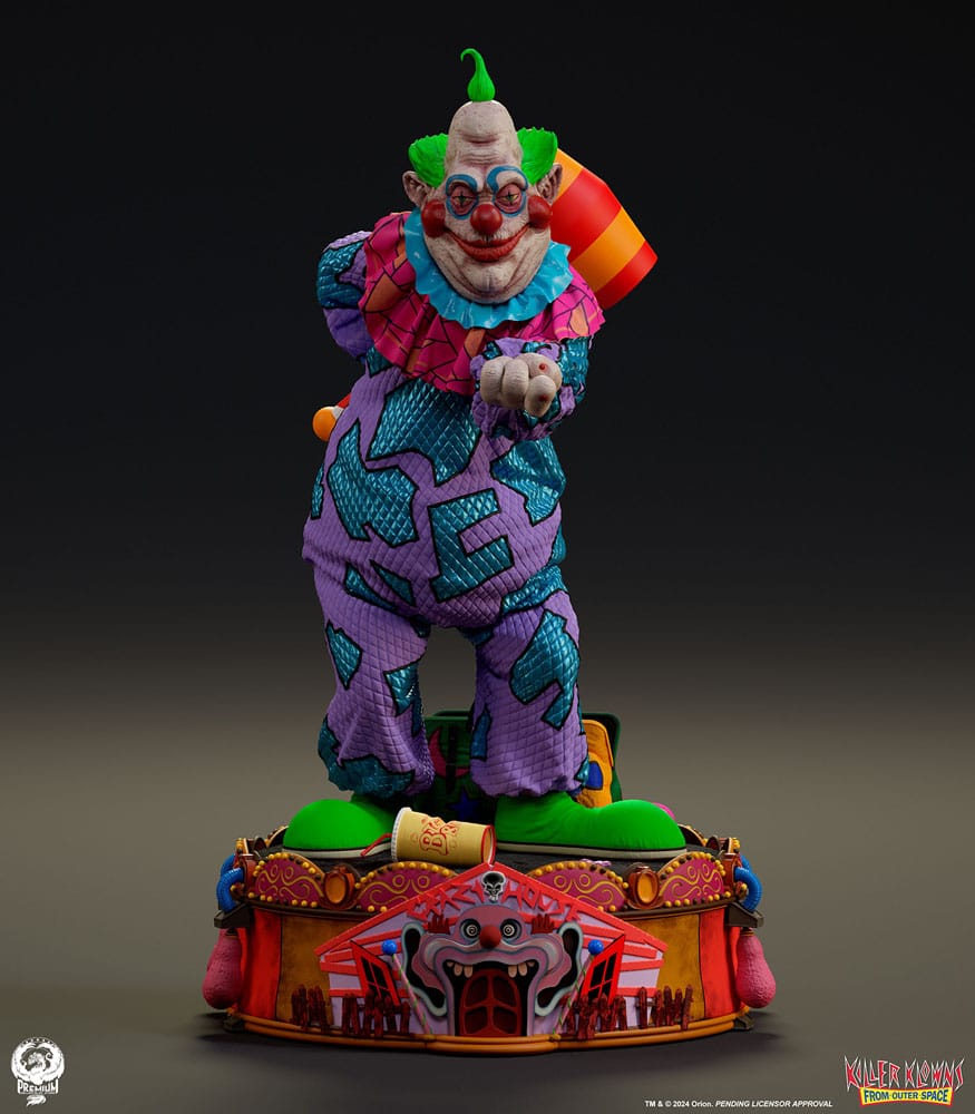 Premium Collectibles Studio Space Invaders Premier Series Jumbo 1/4 Statue