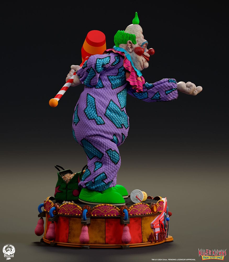 Premium Collectibles Studio Space Invaders Premier Series Jumbo 1/4 Statue