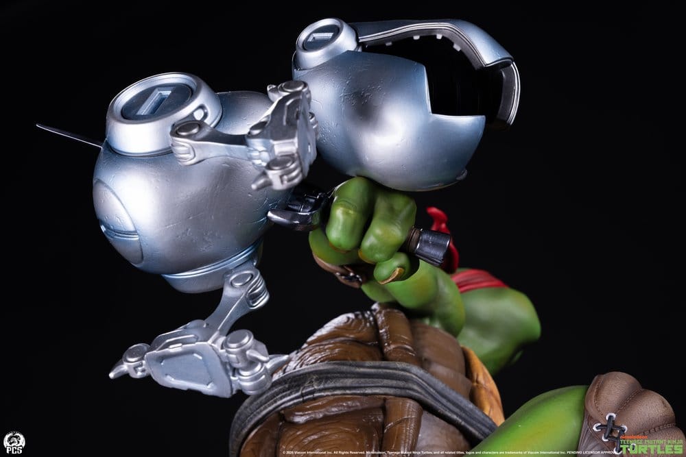 Premium Collectibles Studio Teenage Mutant Ninja Turtles Comic Raphael 1/4 Statue