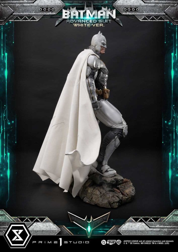 Prime 1 Studio DC Comics Ultimate Museum Masterline Batman Advanced Suit White Version (Design By Josh Nizzi) Statue