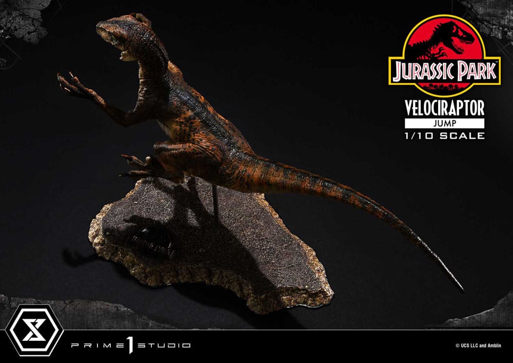 Prime 1 Studio Jurassic Park Velociraptor Jump 1/10 Statue