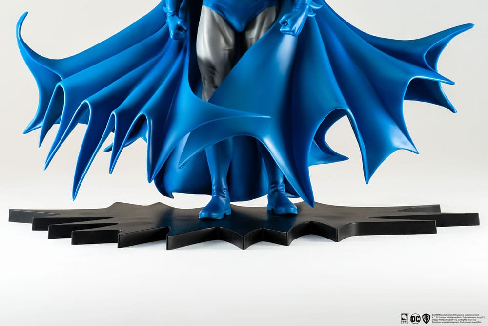 Pure Arts Batman PX Batman Classic Version 1/8 Statue