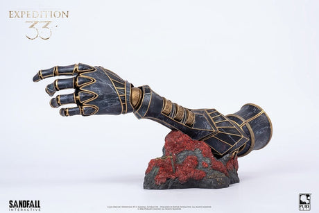 Pure Arts Clair Obscur Expedition 33 Scale Arm of Gustave 1/1 Replik