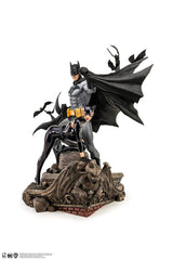 Pure Arts DC Comics Batman & Catwoman Reunion 1/4 Statue