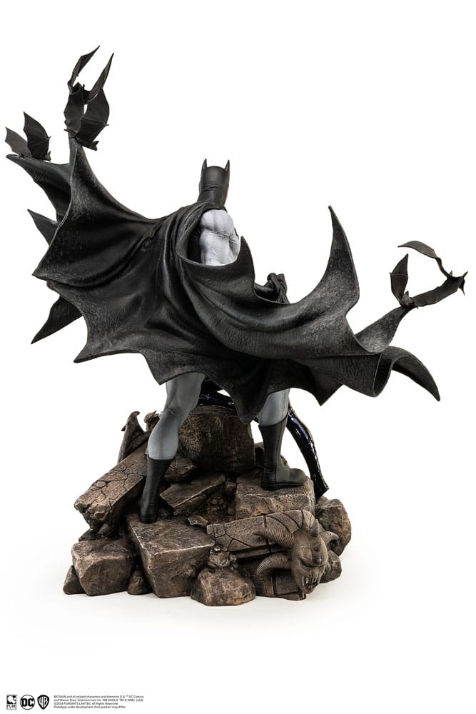 Pure Arts DC Comics Batman & Catwoman Reunion 1/4 Statue