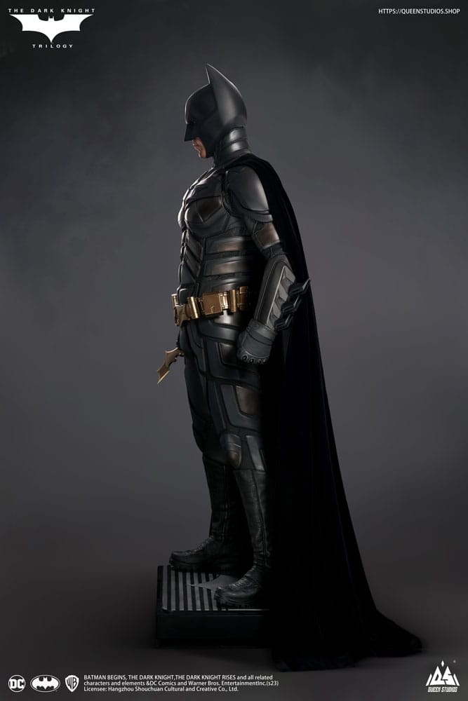 Queen Studios The Dark Knight Batman Deluxe Edition Life-Size Statue
