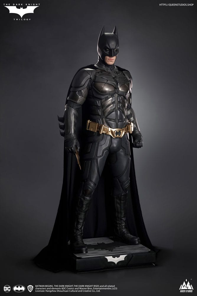 Queen Studios The Dark Knight Batman Deluxe Edition Life-Size Statue