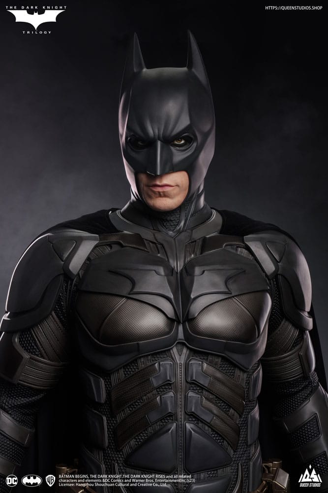 Queen Studios The Dark Knight Batman Deluxe Edition Life-Size Statue