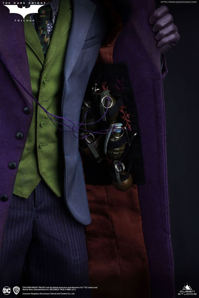 Queen Studios The Dark Knight Heath Ledger Joker Regular Edition 1/4 Statue