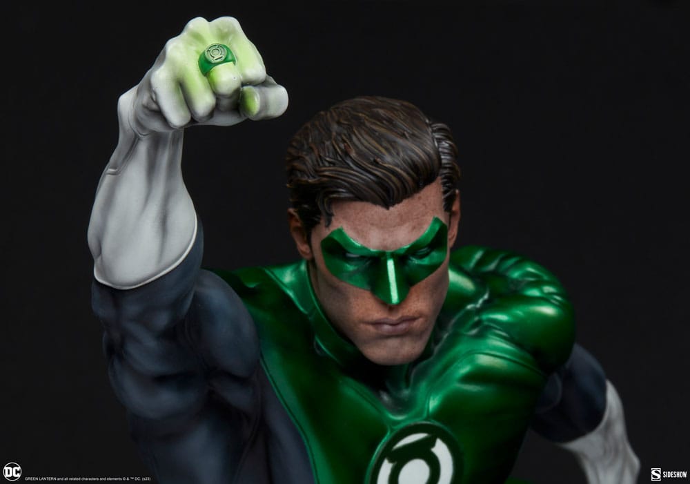 Sideshow Collectibles DC Comics Green Lantern Premium Format Statue
