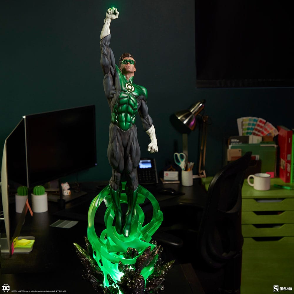 Sideshow Collectibles DC Comics Green Lantern Premium Format Statue