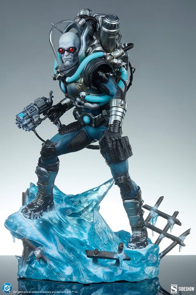 Sideshow Collectibles DC Comics Mr. Freeze Premium Format Statue