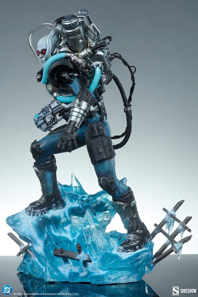 Sideshow Collectibles DC Comics Mr. Freeze Premium Format Statue