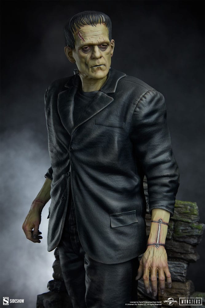 Sideshow Collectibles Frankenstein Frankenstein Premium Format Statue