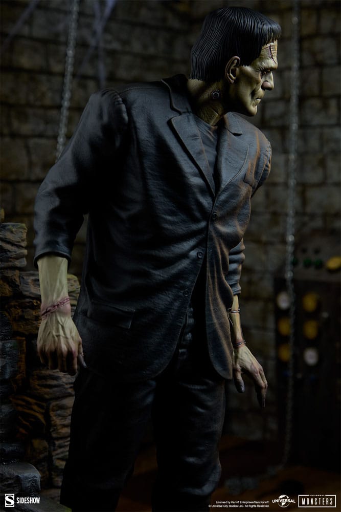 Sideshow Collectibles Frankenstein Frankenstein Premium Format Statue