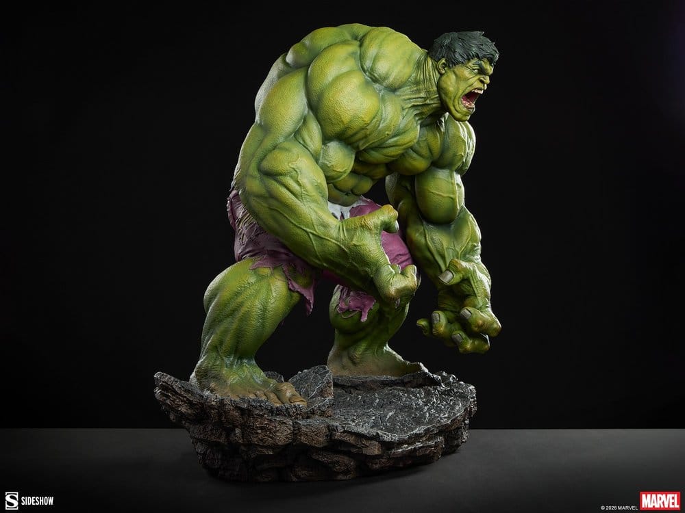 Sideshow Collectibles Marvel Premium Format Hulk Statue