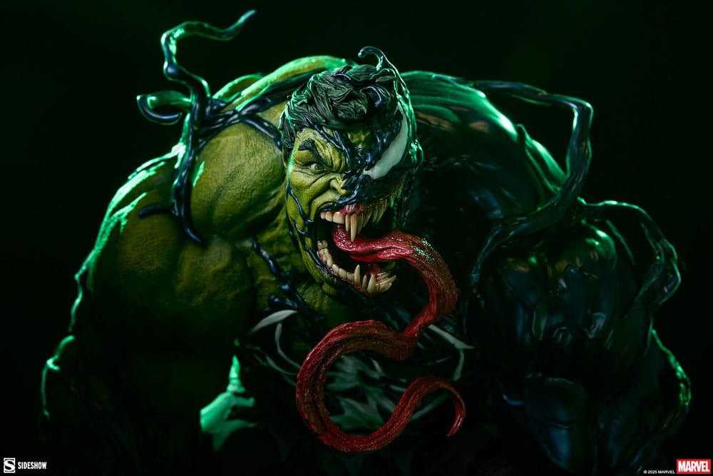 Sideshow Collectibles Marvel Venomized Hulk Premium Format Statue