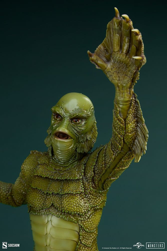 Sideshow Collectibles Universal Monsters Creature From The Black Lagoon Premium Format 1/4 Statue