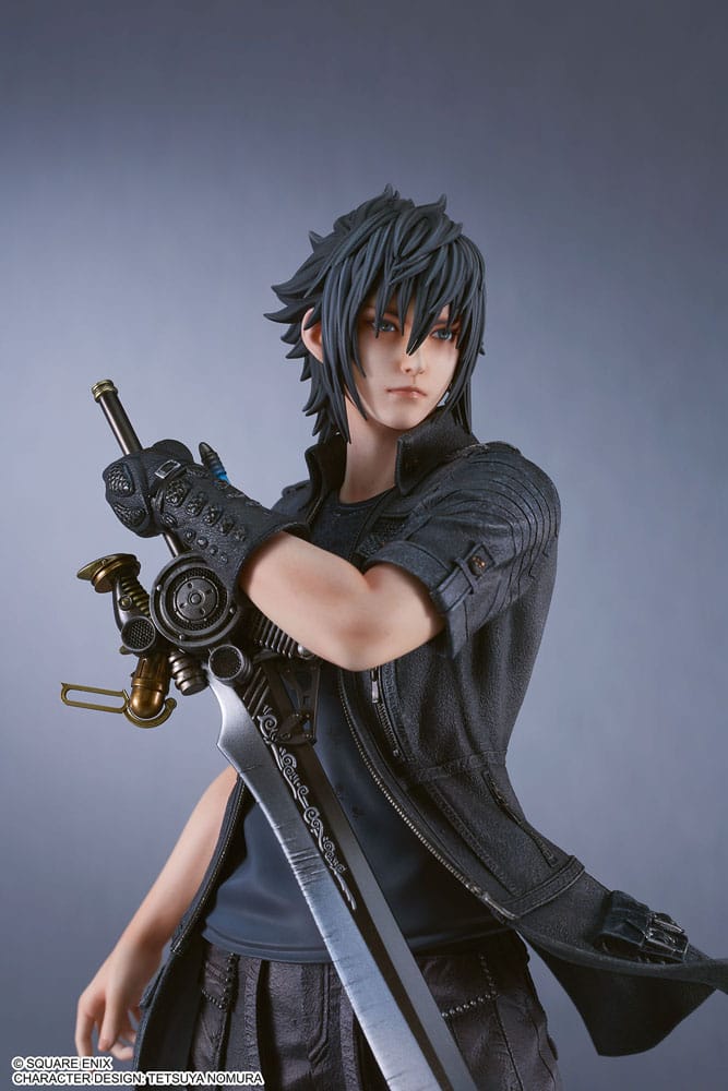Square-Enix Final Fantasy XV Noctis Lucis Caelum Statue