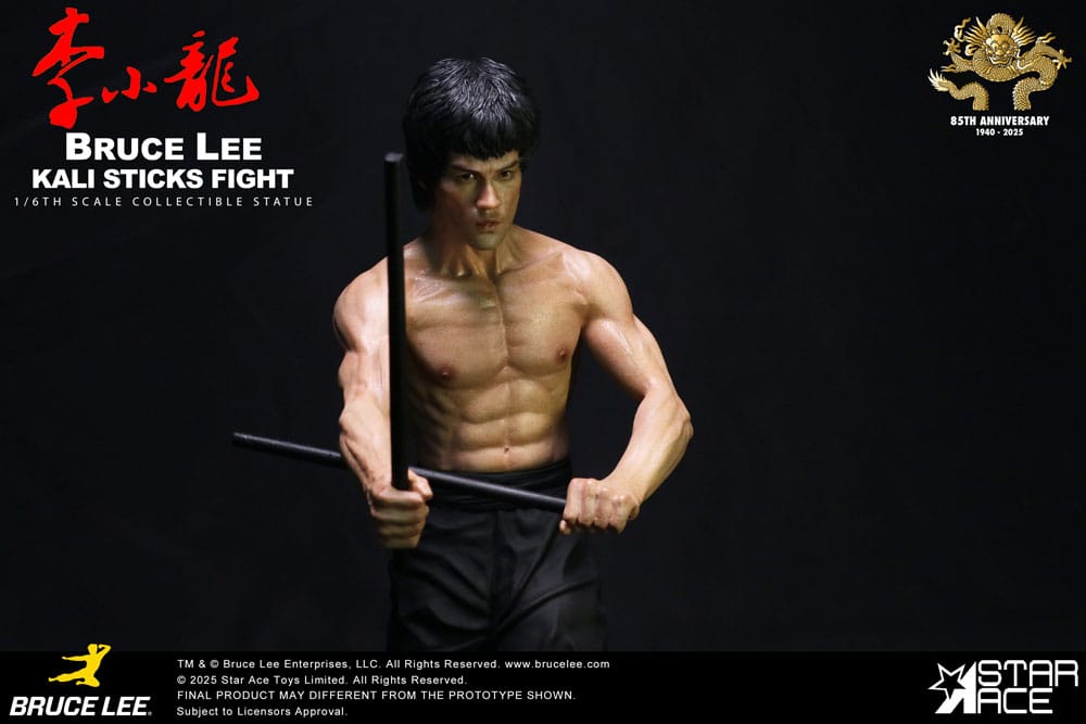 Star Ace Toys Der Mann mit der Todeskralle Bruce Lee Kali Sticks Fight Normal Basement 1/6 Statue