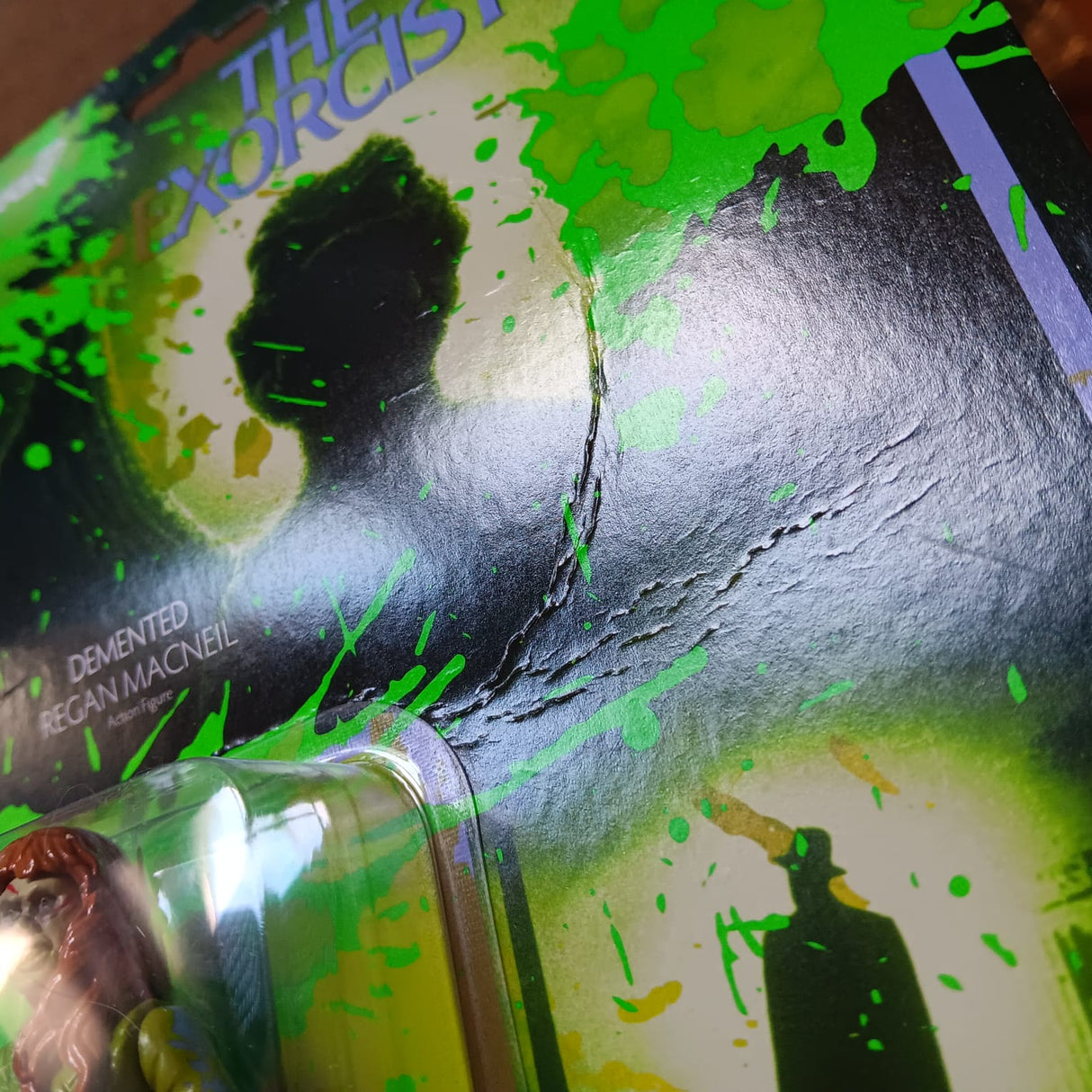 Super7 Der Exorzist Regan (Vomit Splatter) Wave 02 ReAction Actionfigur - Beschädigte Verpackung