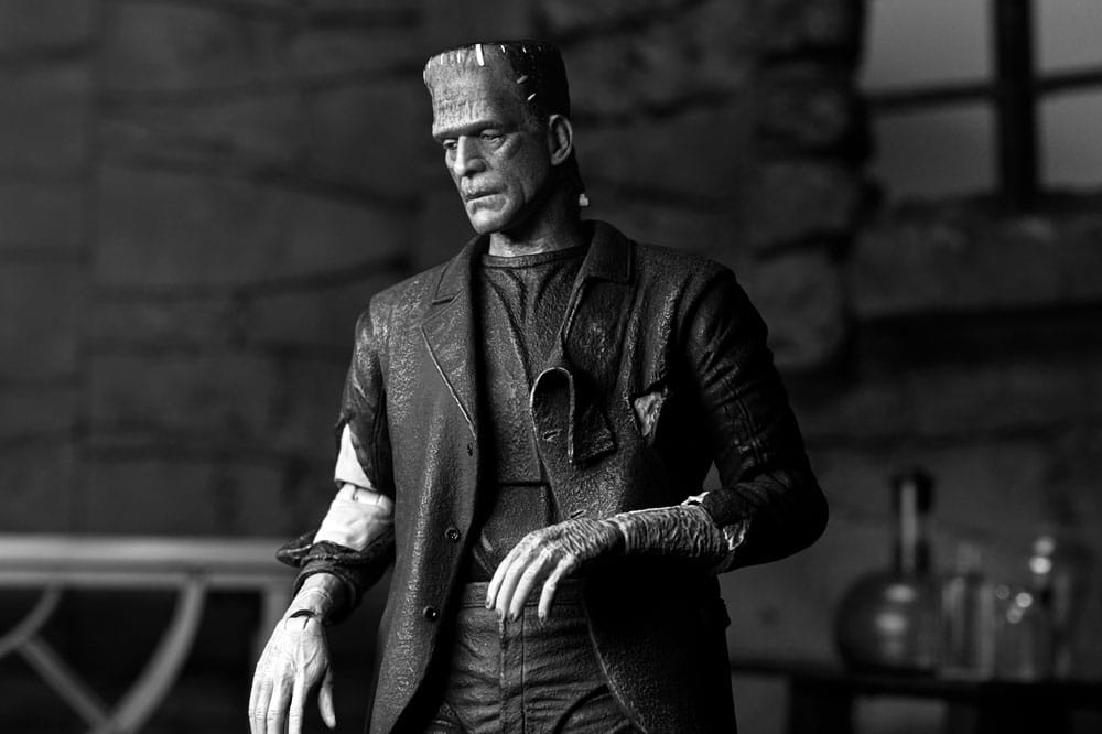 Universal Monsters Actionfigur Ultimate Frankenstein’s Monster (Bride of Frankenstein) (B&W) 18 cm