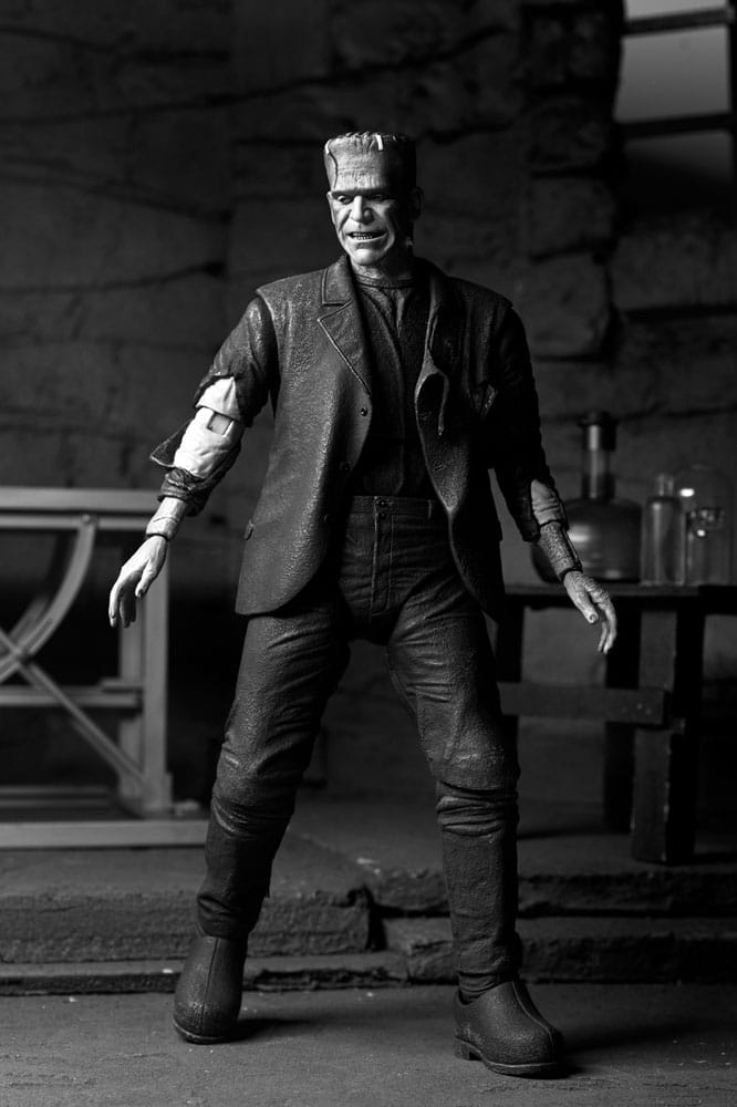 Universal Monsters Actionfigur Ultimate Frankenstein’s Monster (Bride of Frankenstein) (B&W) 18 cm