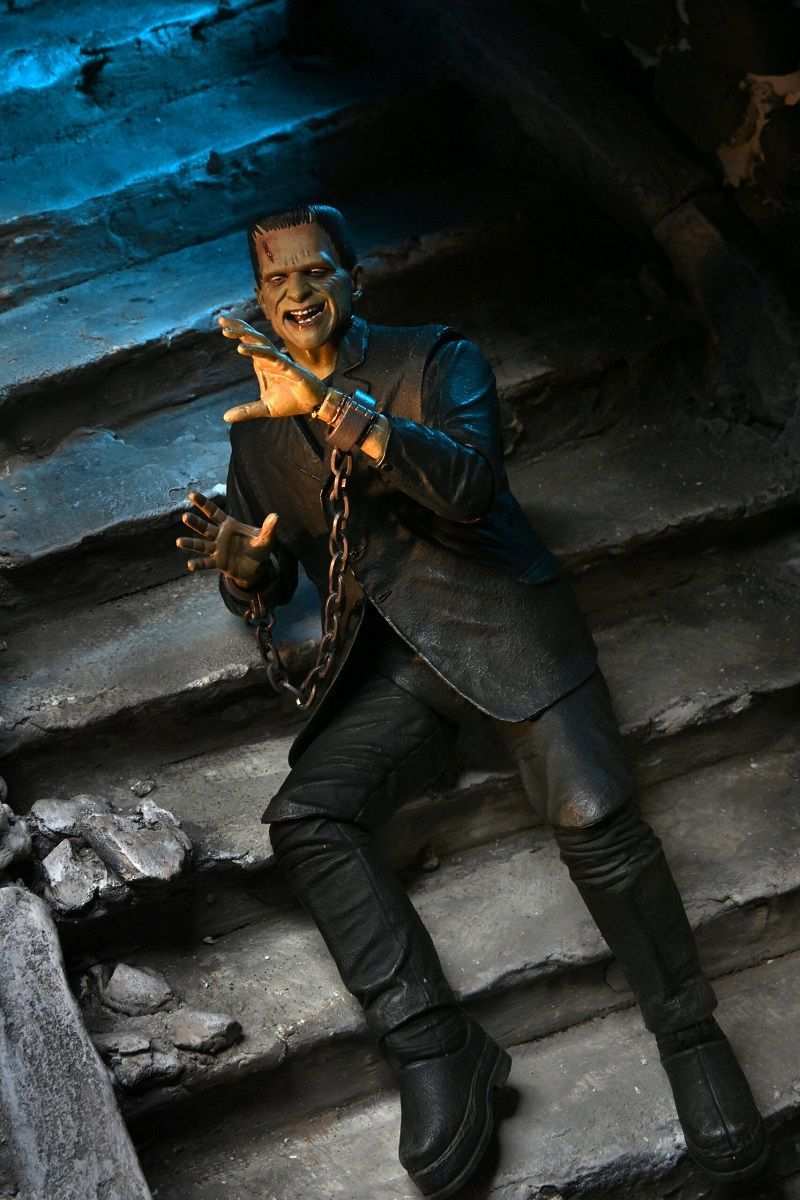 Universal Monsters - Ultimate Frankenstein´s Monster (Color Version) Actionfigur