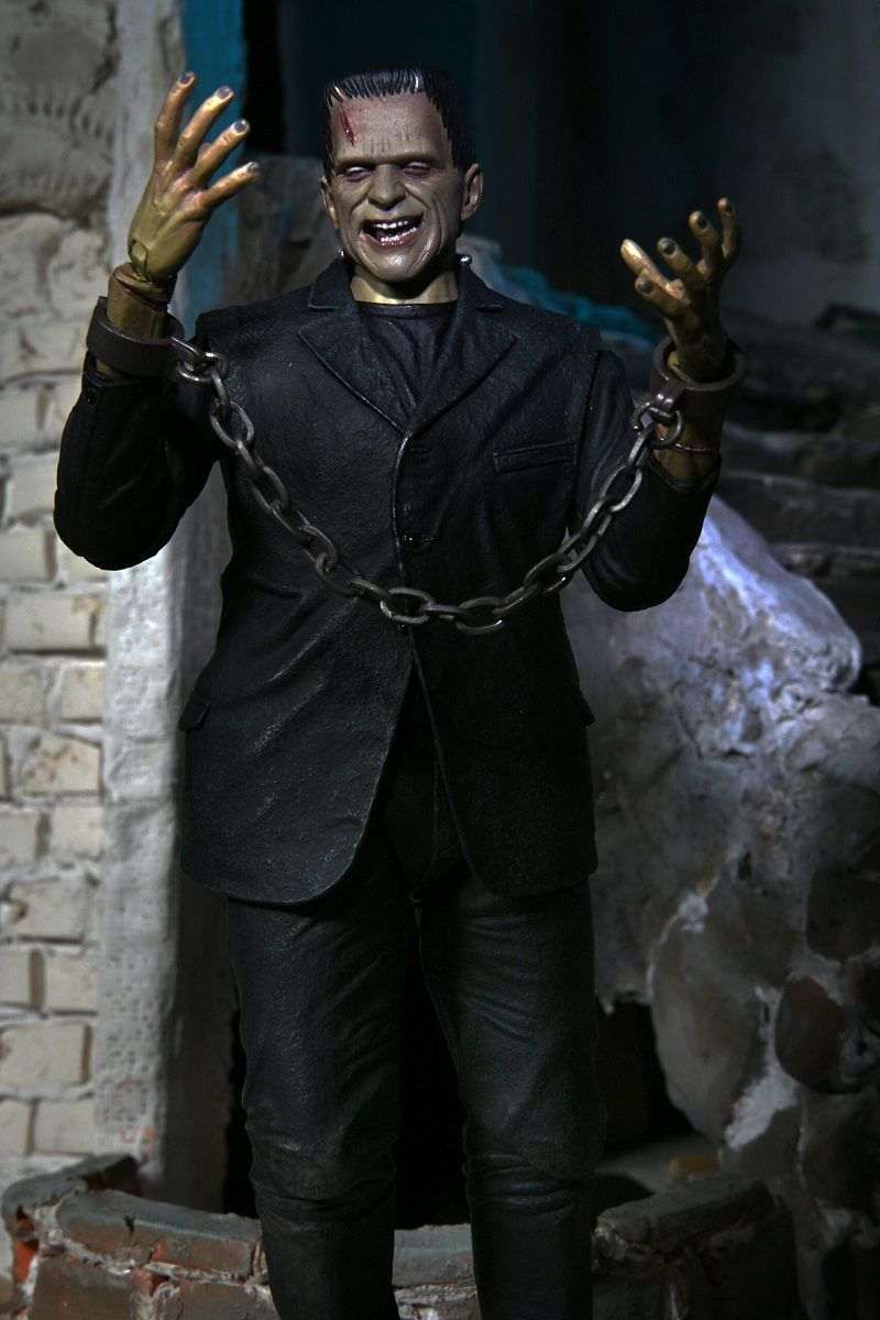 Universal Monsters - Ultimate Frankenstein´s Monster (Color Version) Actionfigur
