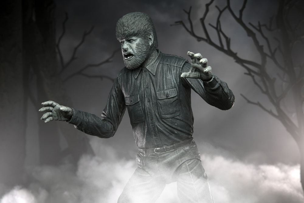 Universal Monsters Ultimate The Wolf Man (Black & White) Actionfigur