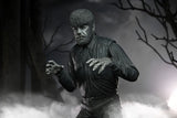 Universal Monsters Ultimate The Wolf Man (Black & White) Actionfigur