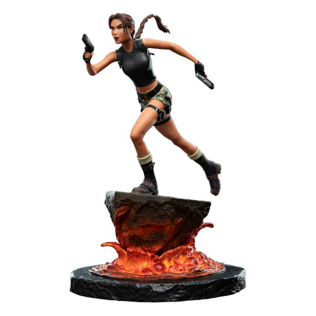 Weta Workshop Tomb Raider Lara Croft: The Sanctuary of Flame Mini Statue