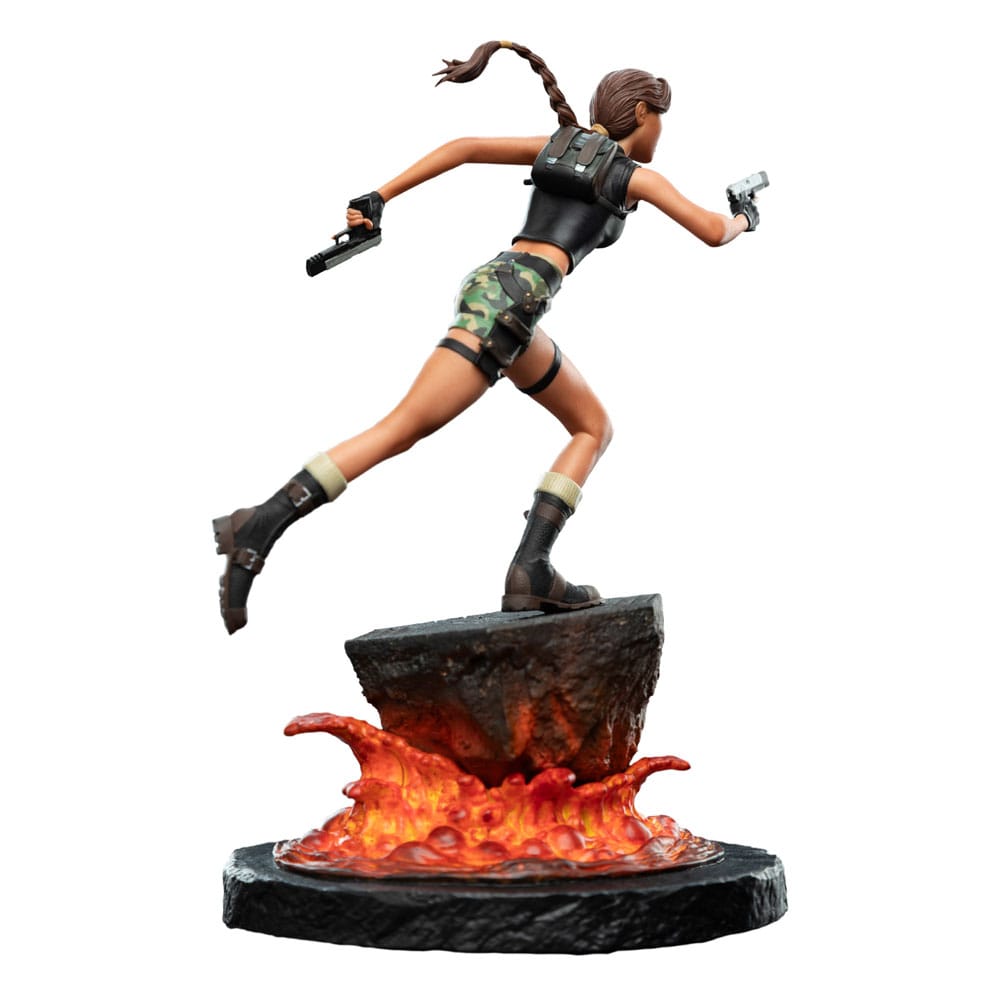 Weta Workshop Tomb Raider Lara Croft: The Sanctuary of Flame Mini Statue