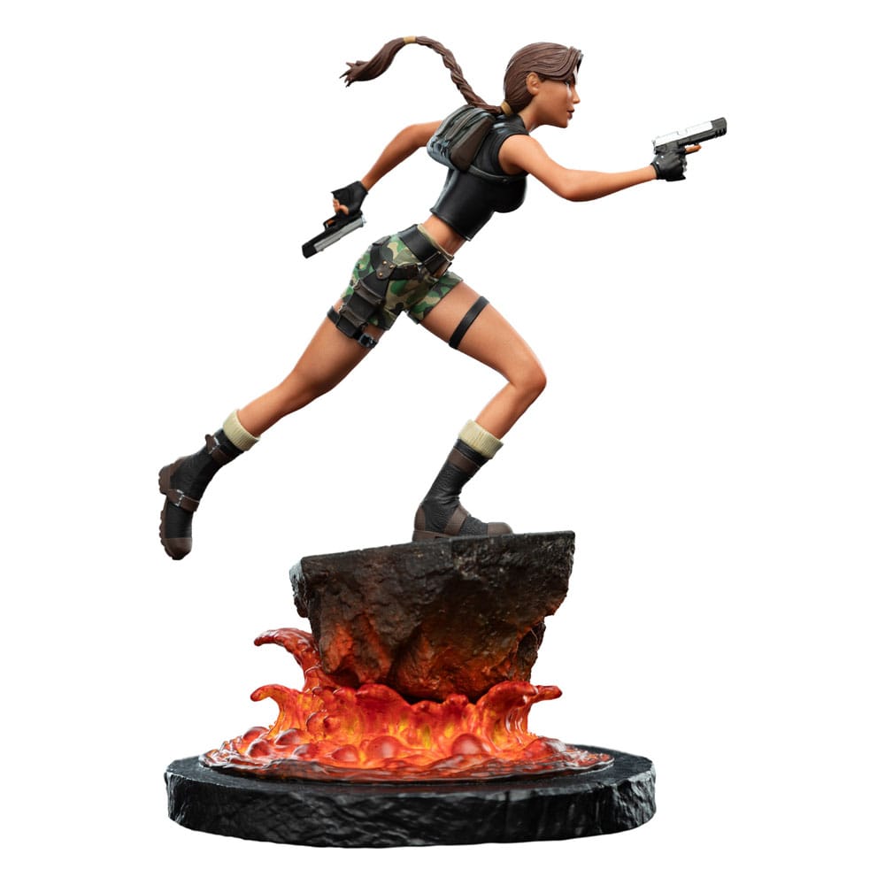 Weta Workshop Tomb Raider Lara Croft: The Sanctuary of Flame Mini Statue