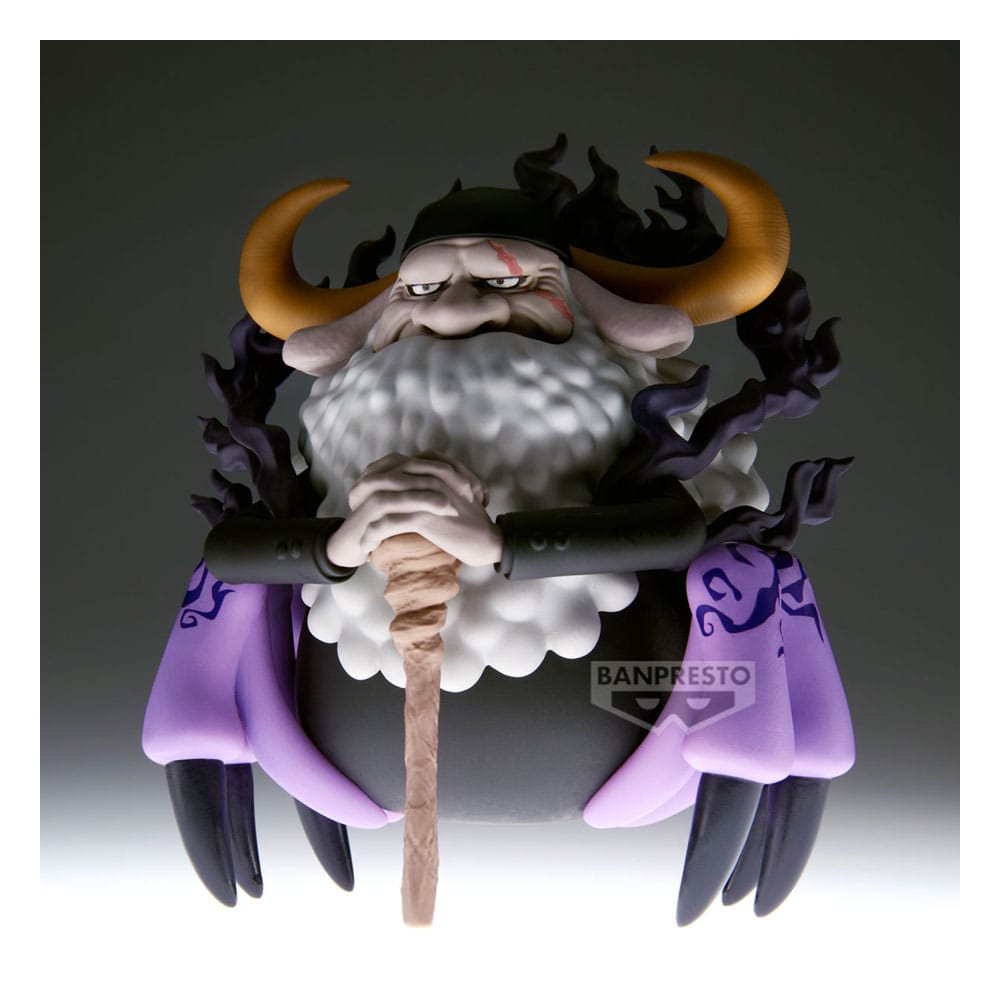 One Piece Mega World Collectable St. Jaygarcia Saturn Statue