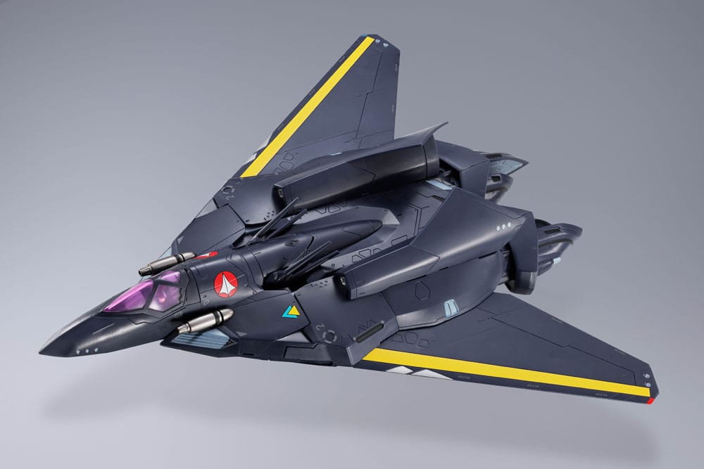 Macross 7 VF-17S Nightmare Stealthvalkyrie (Gamlin Kizaki use) DX Chogokin Actionfigur