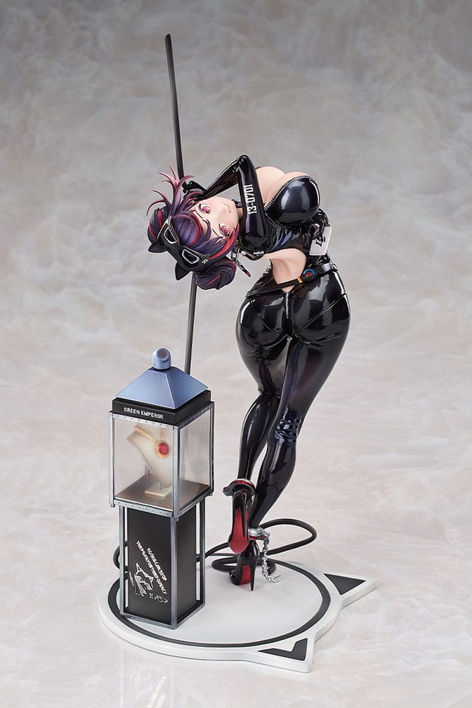 Goddess of Victory Nikke Quency Escape Queen 1/7 Statue