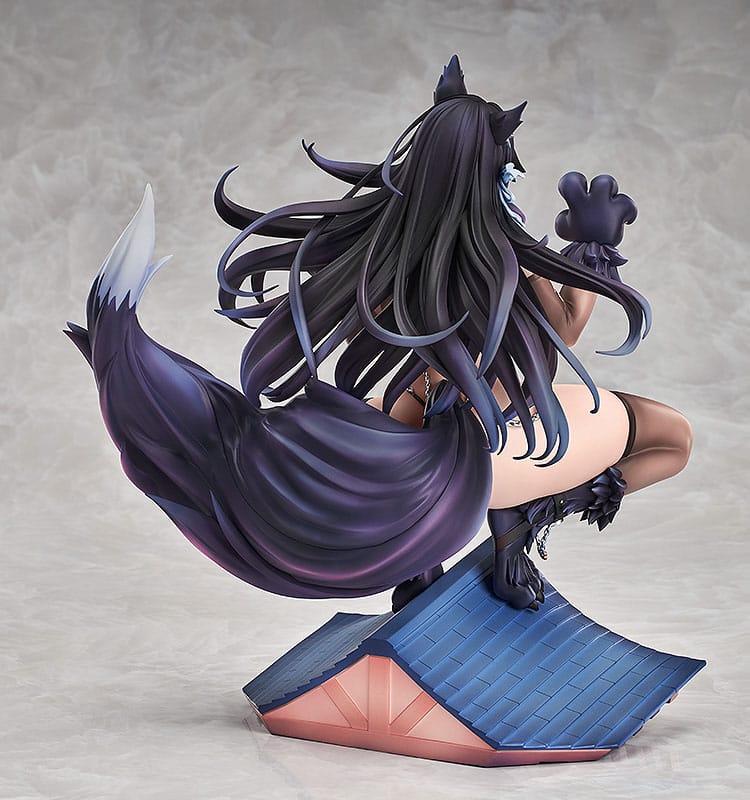 Azur Lane Atago Full Moon's Feral Wolf Ver. 1/7 Statue